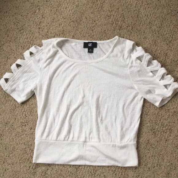 Iz Byer Short White Top - Picture 1 of 7